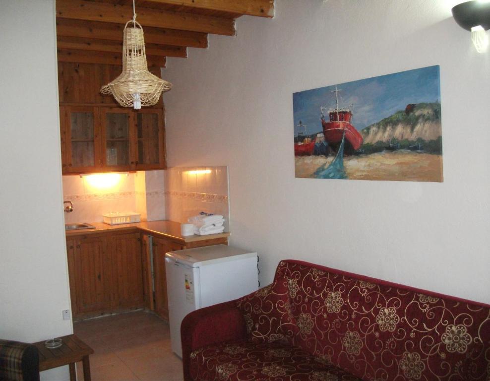 Number One Apart Hotel Karaburun  Zimmer foto